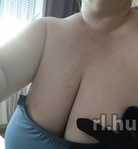 Budapest, Tami 06702526882