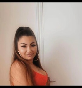 Tifani (30+ éves, Nő) - Telefon: +36 70 / 156-3265 - Győr, szexpartner