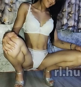 Timea (20 éves, Nő) - Telefon: +36 20 / 746-6481 - Miskolc, szexpartner