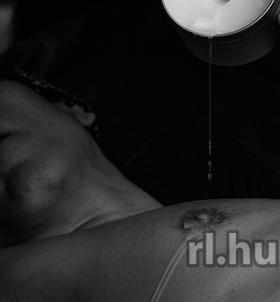 Tina (25 éves) - Telefon: +36 20 / 544-6645 - Győr