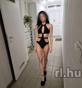 Tina (20 éves) - Telefon: +36 70 / 733-5560 - Kecskemét
