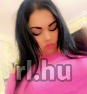 Tinaa Pécs escort Mädchen