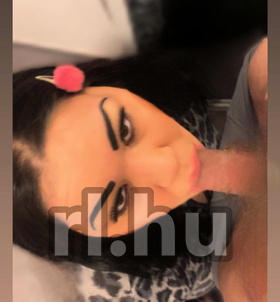 Tinaa Pécs escort girls