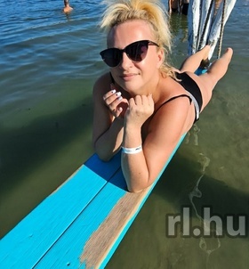 Tita (47+ éves) - Telefon: +36 20 / 439-1870 - Eger