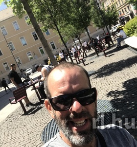 Budapest, Tomi 06705950885