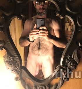 Tomi (40 éves) - Telefon: +36 70 / 595-0885 - Budapest, IV