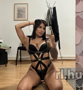 Valentina (25 éves) - Telefon: +36 20 / 543-3812 - Budapest