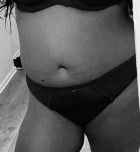 Valentina (33 éves) - Telefon: +36 20 / 581-0386 - Maglód