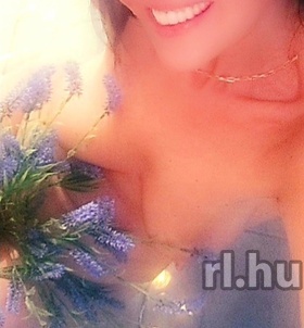 Vanda Budapest Erotic Massage girls