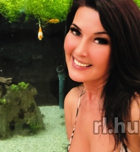 Vanda Budapest Erotic Massage girls