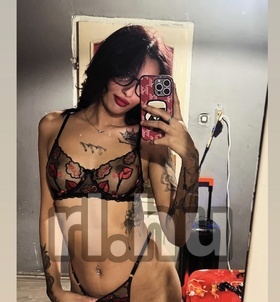 Vanda Baktalórántháza escort Mädchen