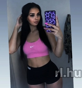 Vanda Szombathely escort Mädchen