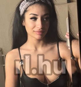 Vanessa_VIP (20 éves) - Telefon: +36 70 / 281-6470 - Budapest, V