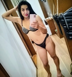 Vanessza (24 éves) - Telefon: +36 30 / 240-5985 - Szombathely