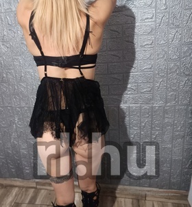 Vanessza (28+ éves) - Telefon: +36 70 / 405-5720 - Kenderes