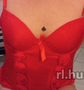 Vénusz (25 éves) - Telefon: +36 70 / 789-1118 - Kiskőrös