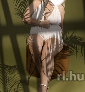 Vica (47 éves) - Telefon: +36 30 / 873-7153 - Győr