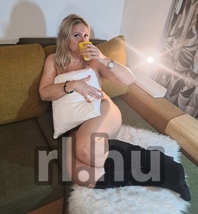 VickyW (30+ éves) - Telefon: +36 70 / 665-2706 - Szombathely