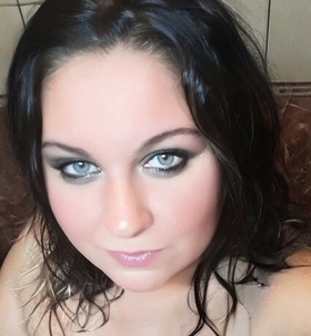 Viki (30 éves) - Telefon: +36 20 / 805-3847 - Kállósemjén