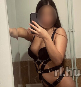 Viki (24 éves) - Telefon: +36 30 / 483-6550 - Szombathely