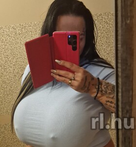 Viki (25+ éves) - Telefon: +36 70 / 216-6230 - Veszprém