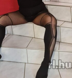 Vikike (24 éves) - Telefon: +36 30 / 843-6288 - Pápa