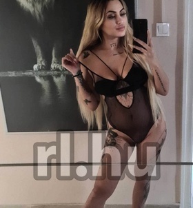 Viktória (28 éves) - Telefon: +36 30 / 487-3059 - Szolnok