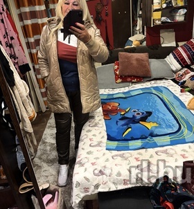 Monor, Vikt�ria40 06202597337