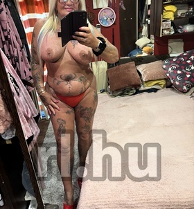 Viktória40 (50+ éves) - Telefon: +36 20 / 259-7337 - Monor