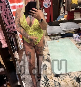 Viktória40 (50+ éves) - Telefon: +36 20 / 259-7337 - Monor