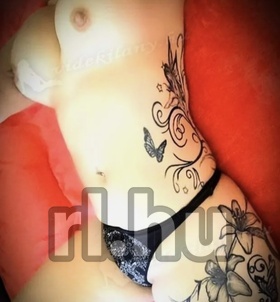 Viky30 (35+ éves, Nő) - Telefon: +36 30 / 503-8785 - Pécs, szexpartner