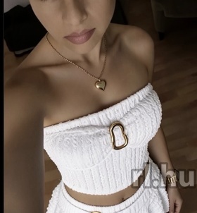 Virág Szeged escort Mädchen