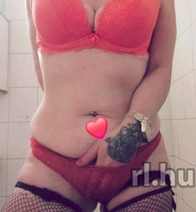 Virag (24 éves) - Telefon: +36 70 / 564-6376 - Monor