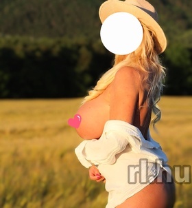Virág Szombathely Erotische Massage Mädchen