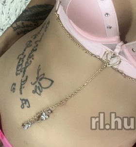 Virág (28+ éves) - Telefon: +36 70 / 803-0347 - Székesfehérvár