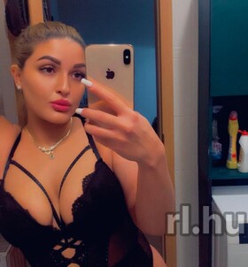 Vivien (21+ éves) - Telefon: +36 30 / 599-3536 - Győr