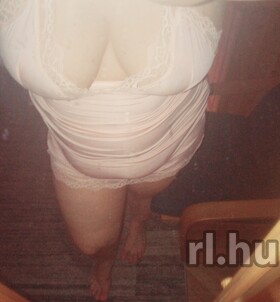Vivien (30 éves) - Telefon: +36 70 / 581-2830 - Budapest, XXI