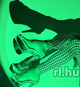 Budapest, Vivienne 06702362610