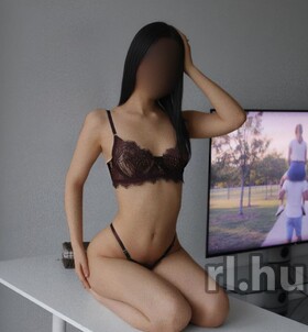 Yasmin (19 éves, Nő) - Telefon: +36 70 / 336-9923 - Budapest, VII., szexpartner