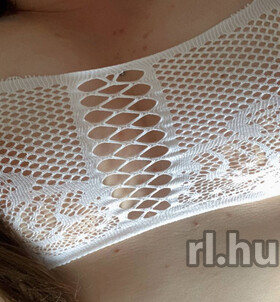 Zeya (25 éves) - Telefon: +36 70 / 290-5838 - Budapest, III