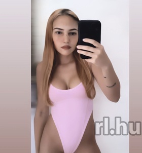 Zoé Szeged escort girls