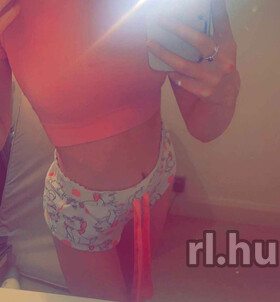 Zoé (18+ éves) - Telefon: +36 20 / 616-1652 - Budapest