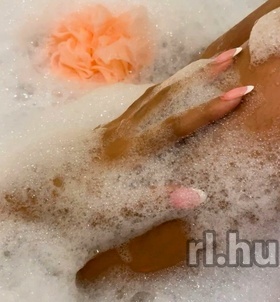 Eger, Zoe 06207708432