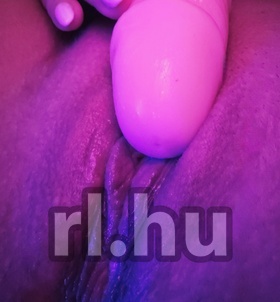 Zoé (34 éves) - Telefon: +36 20 / 920-8995 - Budapest, XIV