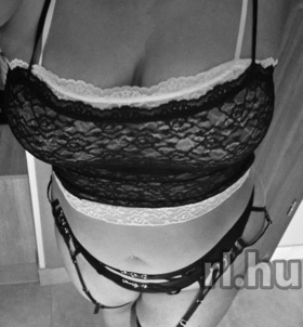 Zoé Budapest Erotic Massage girls