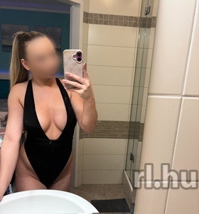 Zoé (26+ éves) - Telefon: +36 30 / 131-7961 - Siófok