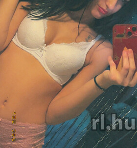 Zoé (20+ éves) - Telefon: +36 30 / 483-7397 - Budapest, VII