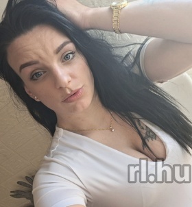 Zoé Pécs escort Mädchen