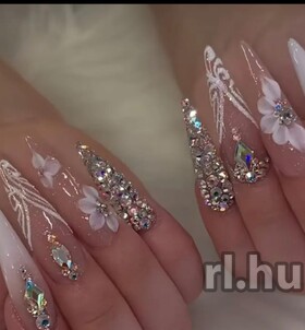 Zoé (28 éves) - Telefon: +36 30 / 629-3138 - Szolnok