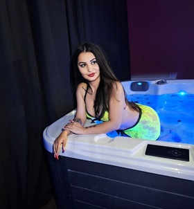 Budapest, Zoe 06307972594